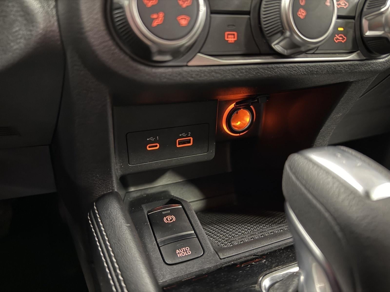 2024 Nissan Kicks SV Xtronic CVT