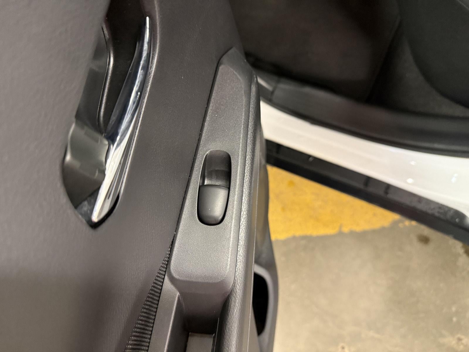 2024 Nissan Kicks SV Xtronic CVT