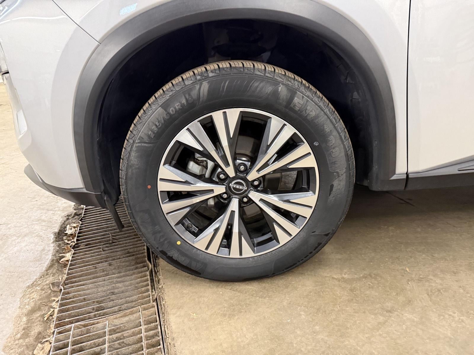 2023 Nissan Rogue SV FWD