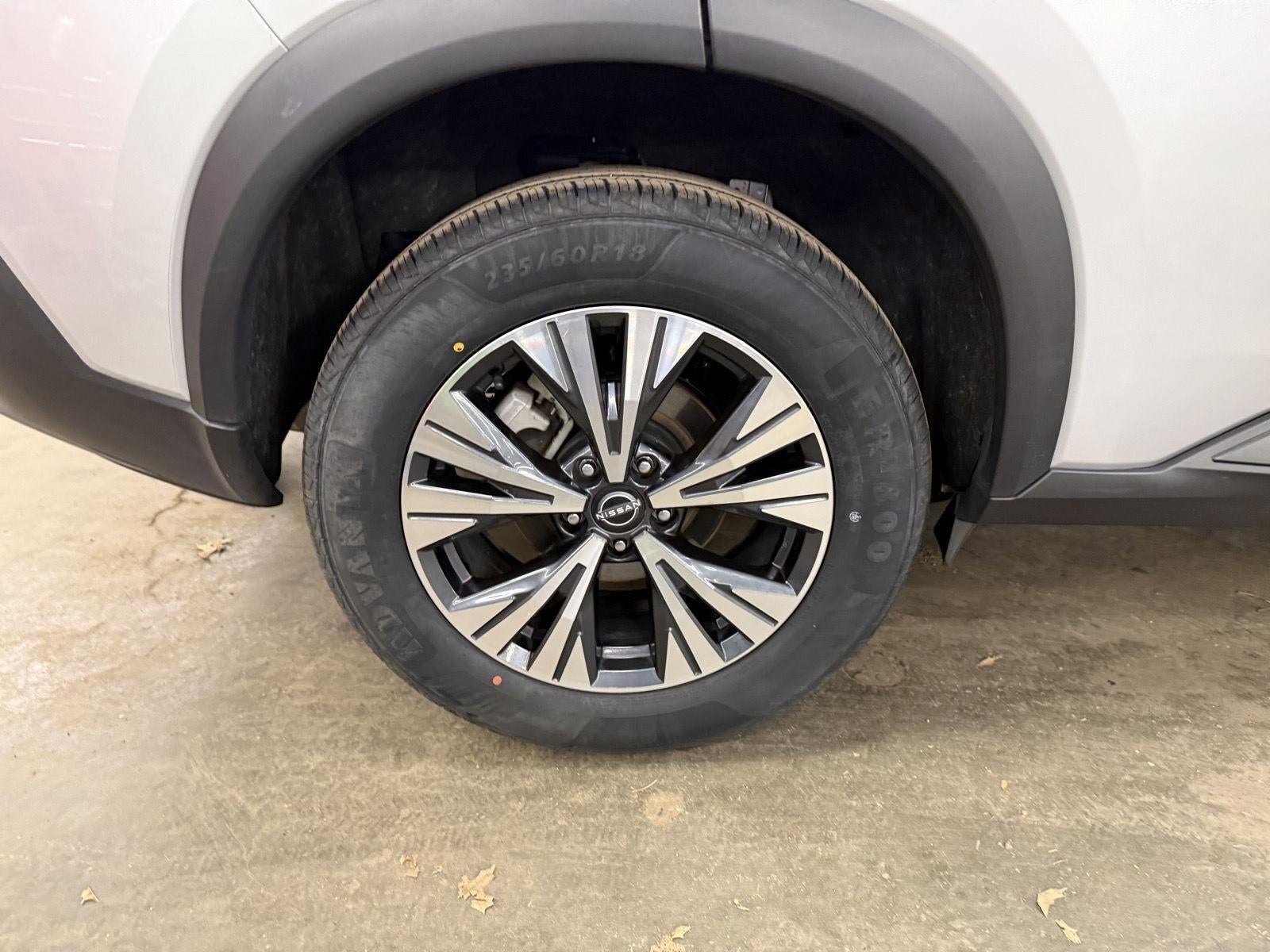 2023 Nissan Rogue SV FWD