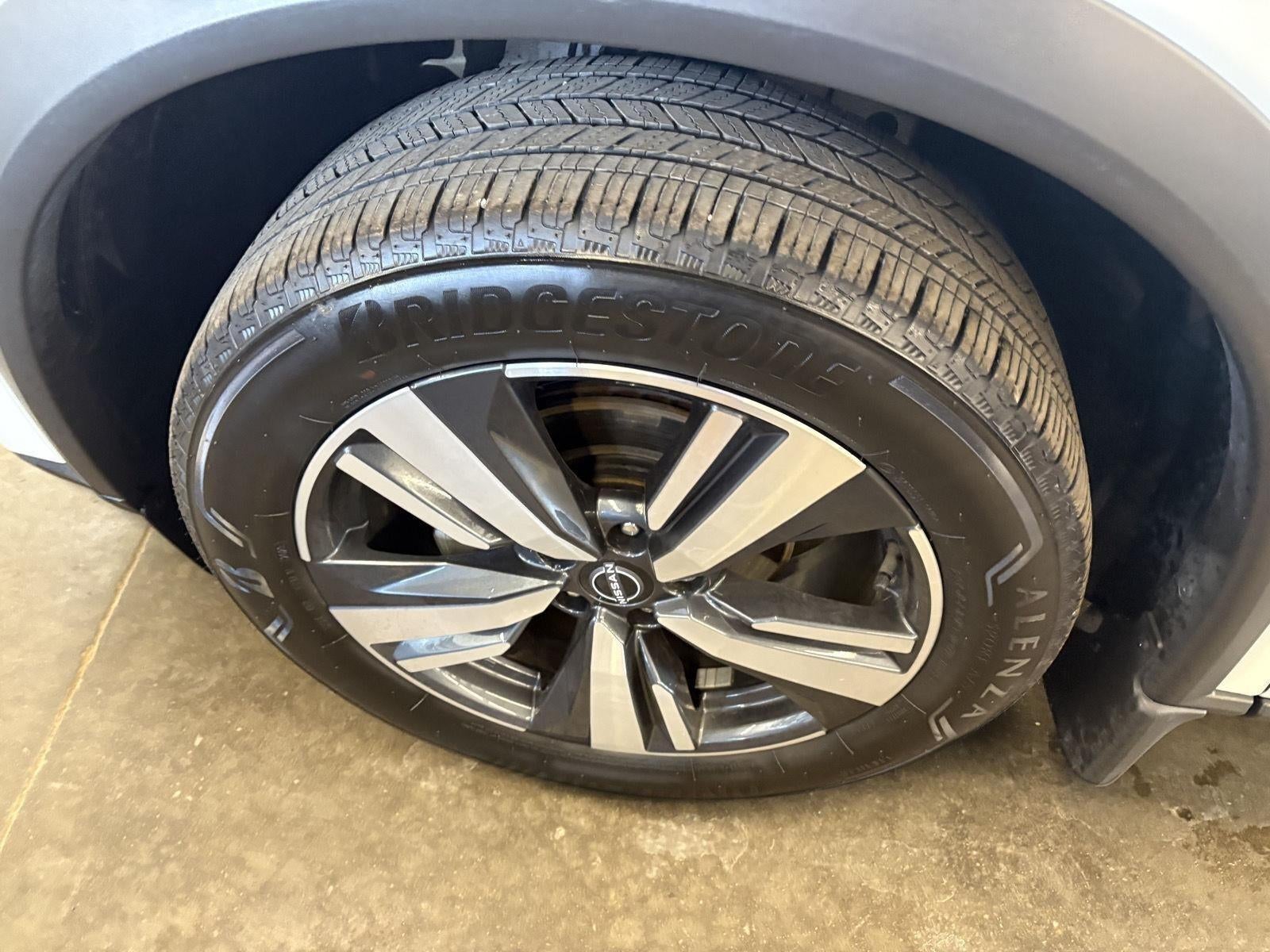 2023 Nissan Rogue SL Intelligent AWD