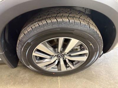 2024 Nissan Pathfinder SL 4WD
