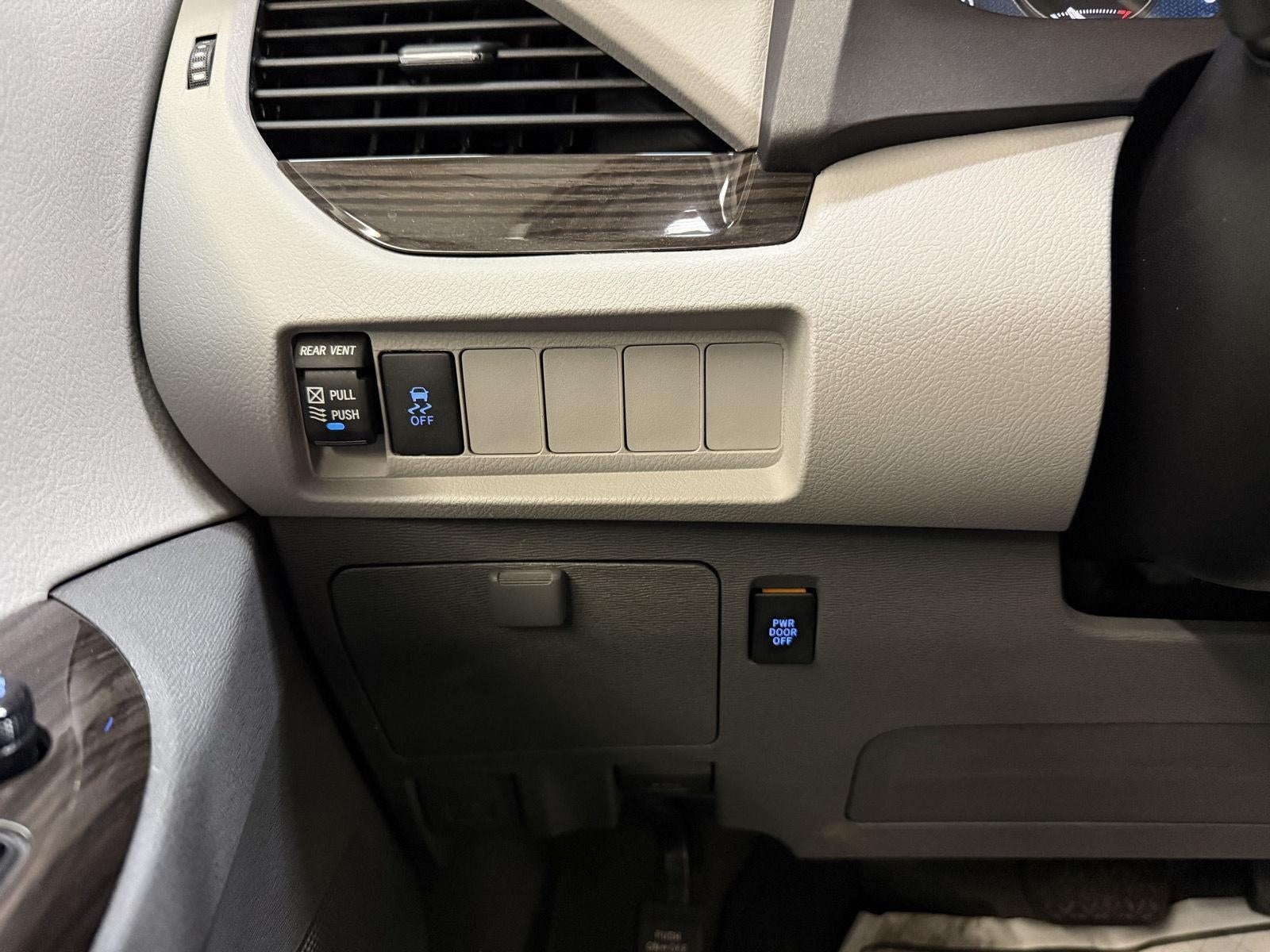 2018 Toyota Sienna XLE 7 Passenger