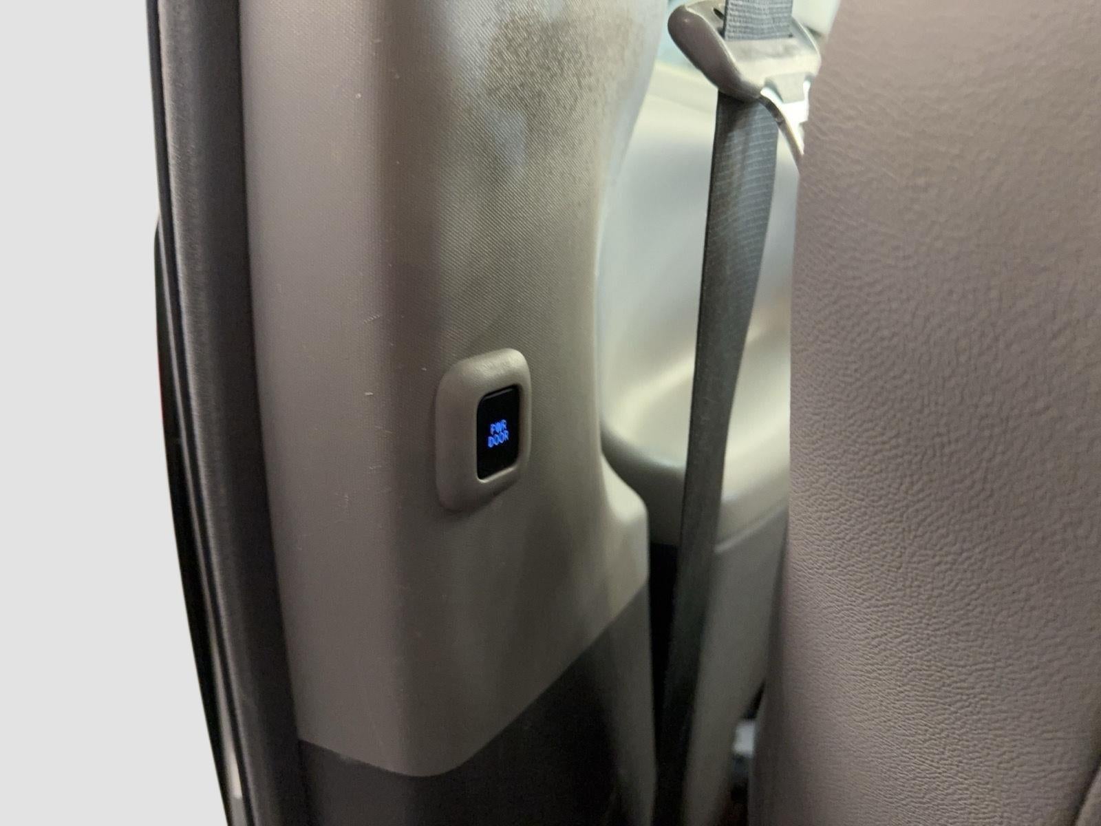 2018 Toyota Sienna XLE 7 Passenger