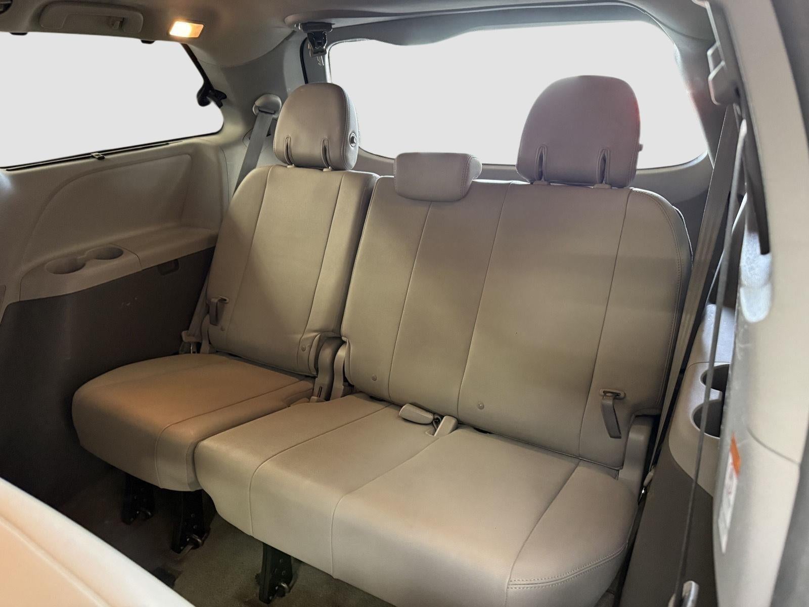 2018 Toyota Sienna XLE 7 Passenger