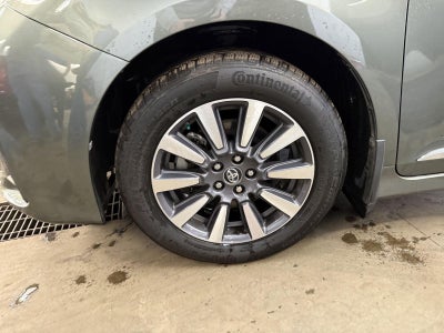 2018 Toyota Sienna XLE 7 Passenger