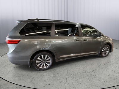 2018 Toyota Sienna XLE 7 Passenger