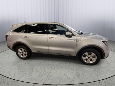 2022 Kia Sorento LX