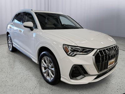 2025 Audi Q3 Premium 45 TFSI S line quattro Tiptronic