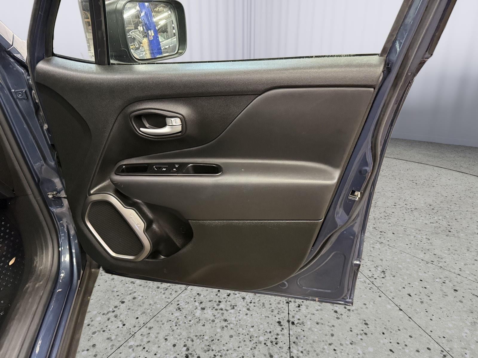 2023 Jeep Renegade Latitude 4x4