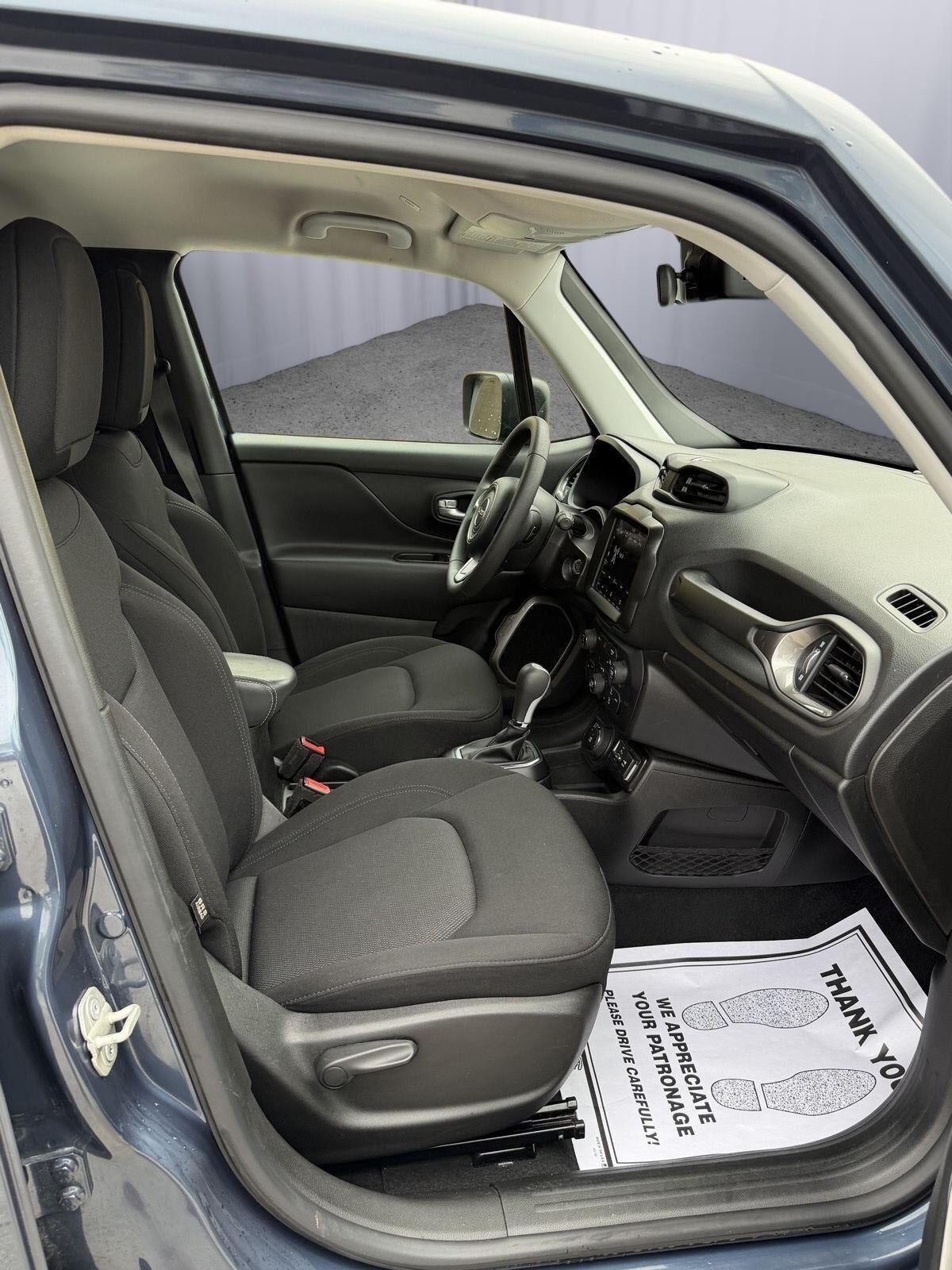 2023 Jeep Renegade Latitude 4x4