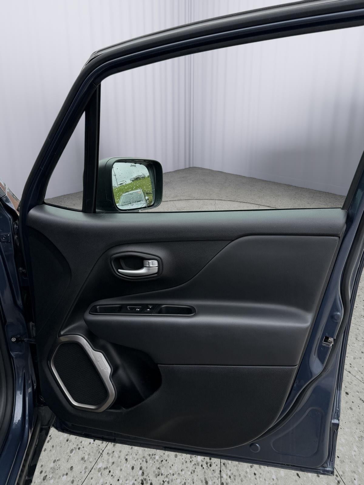 2023 Jeep Renegade Latitude 4x4