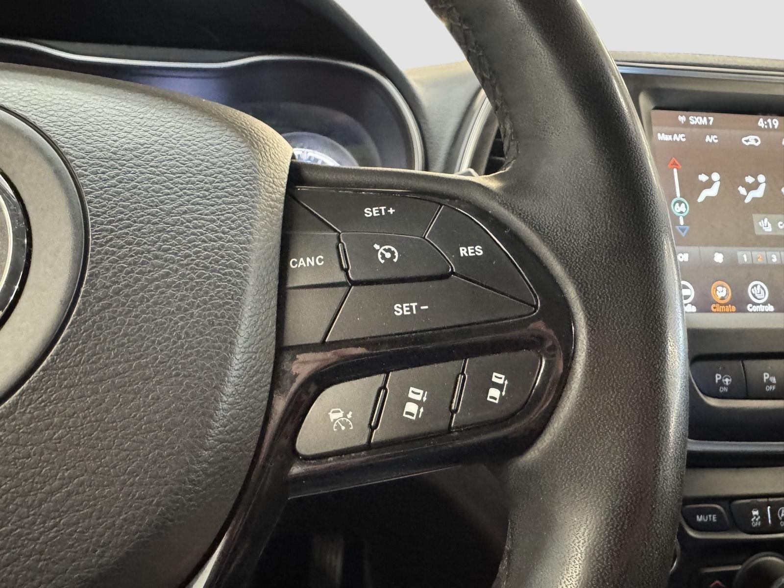 2023 Jeep Cherokee Altitude Lux