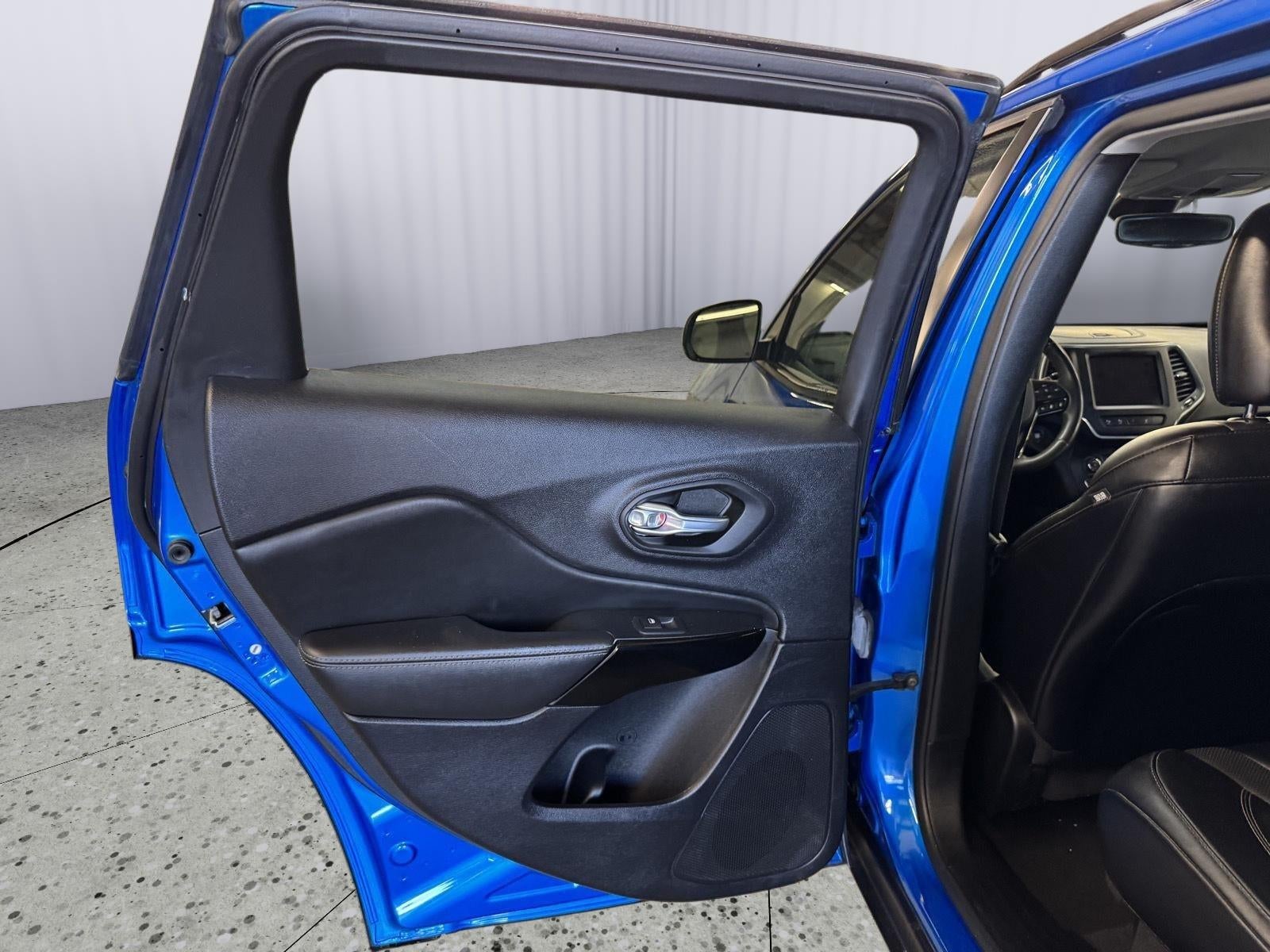 2023 Jeep Cherokee Altitude Lux