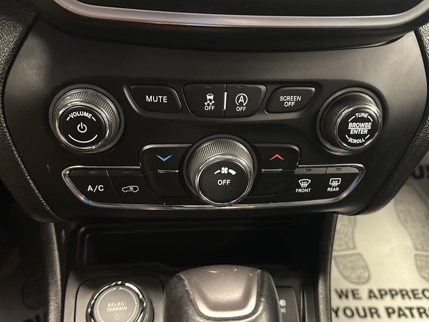 2021 Jeep Cherokee Latitude Lux