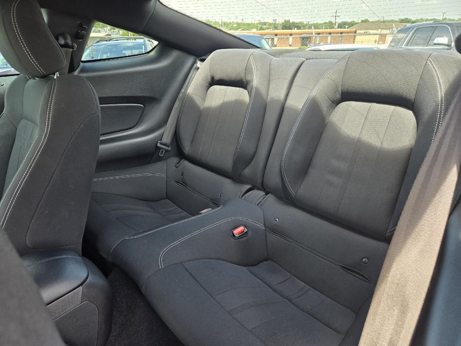 2021 Ford Mustang EcoBoost