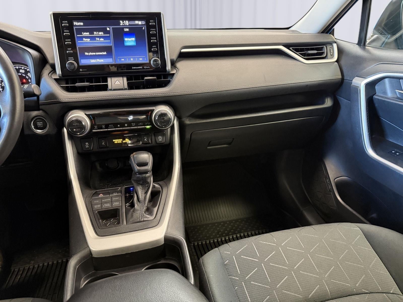 2020 Toyota RAV4 XLE