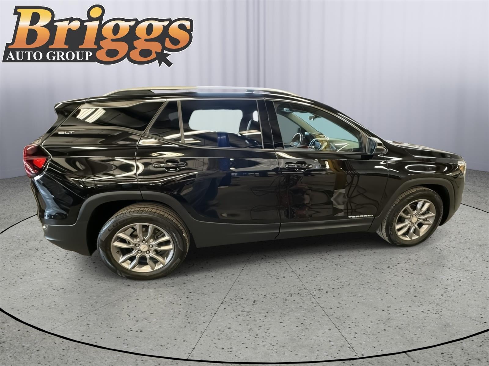 2022 GMC Terrain SLT