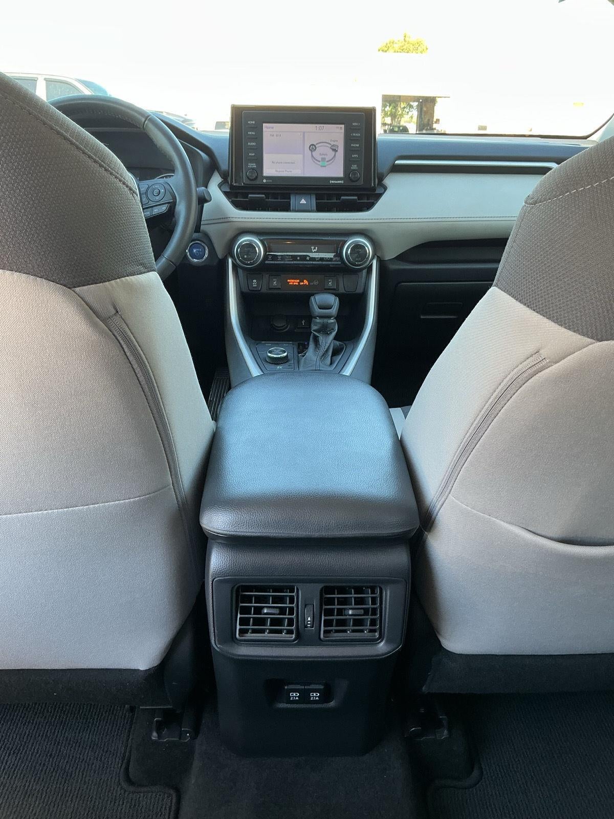 2021 Toyota RAV4 Hybrid XLE