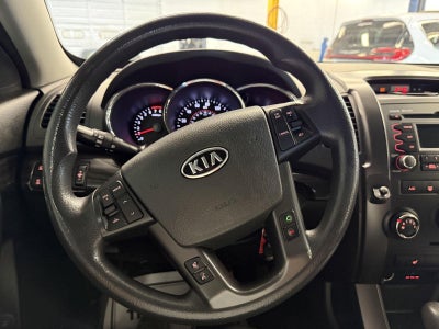 2012 Kia SORENTO LX