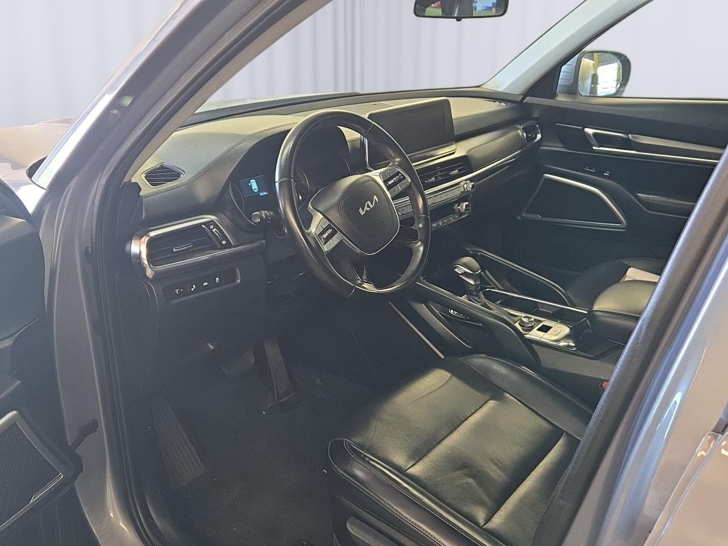 2022 Kia Telluride LX