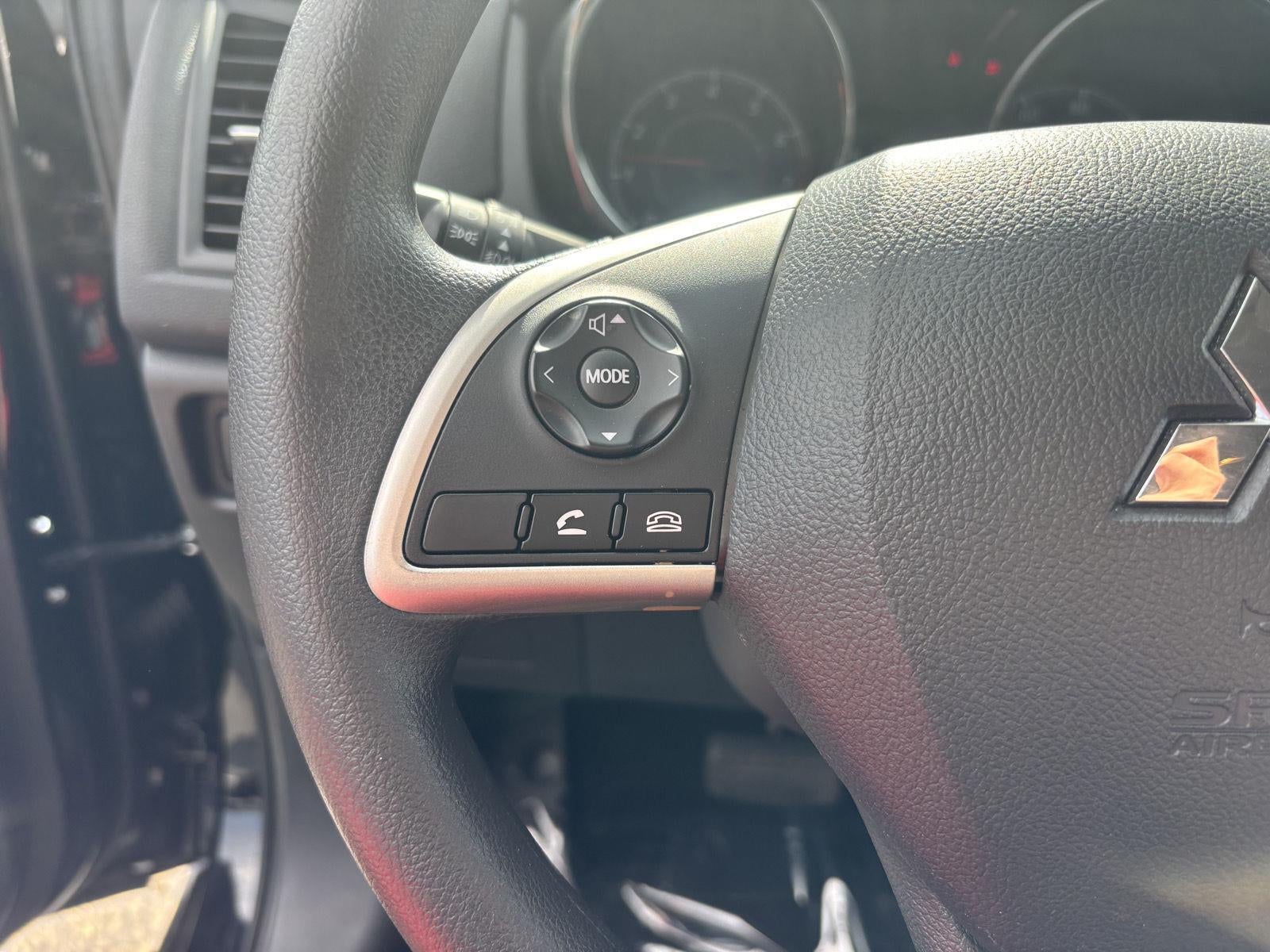 2025 Mitsubishi Outlander Sport SE