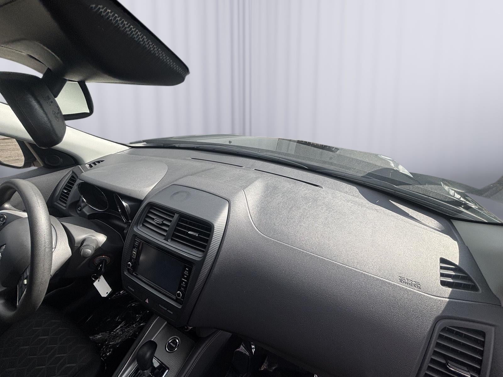 2025 Mitsubishi Outlander Sport SE
