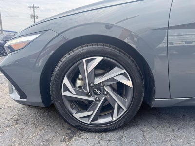 2025 Hyundai Elantra SEL Convenience