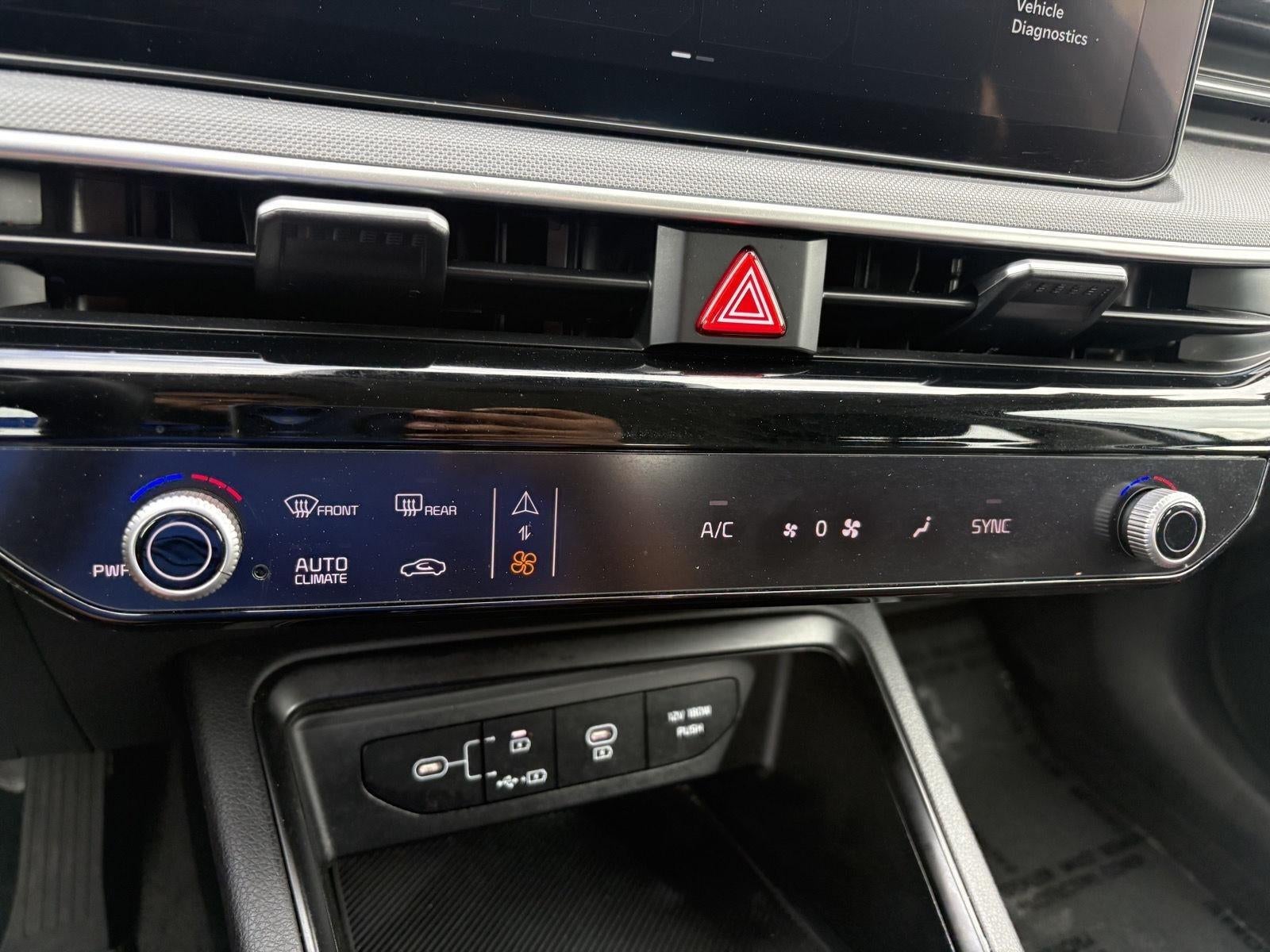 2025 Kia K5 LXS