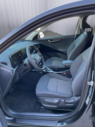 2025 Kia Niro LX