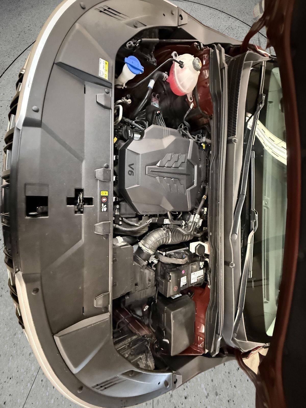 2023 Kia Carnival LX