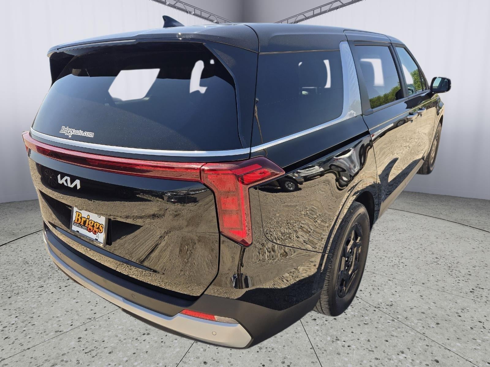 2025 Kia Carnival LXS