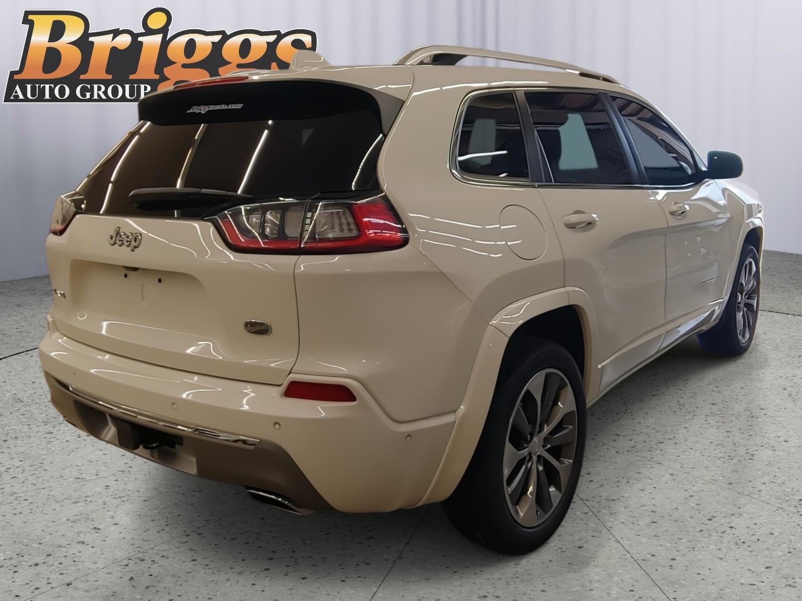 2019 Jeep Cherokee Overland