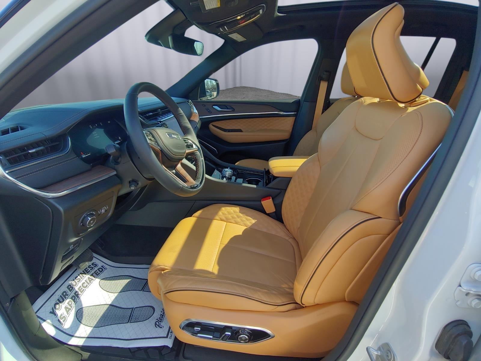 2025 Jeep Grand Cherokee Summit