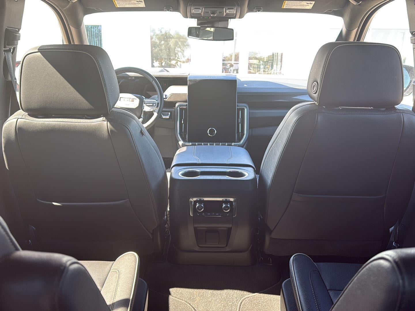 2025 GMC Yukon Elevation