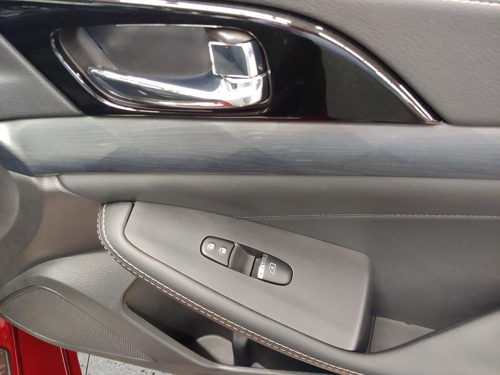 2023 Nissan Maxima Platinum