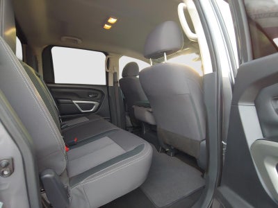 2022 Nissan Titan SV