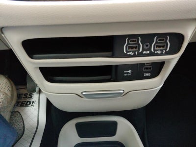 2022 Chrysler Pacifica Touring-L