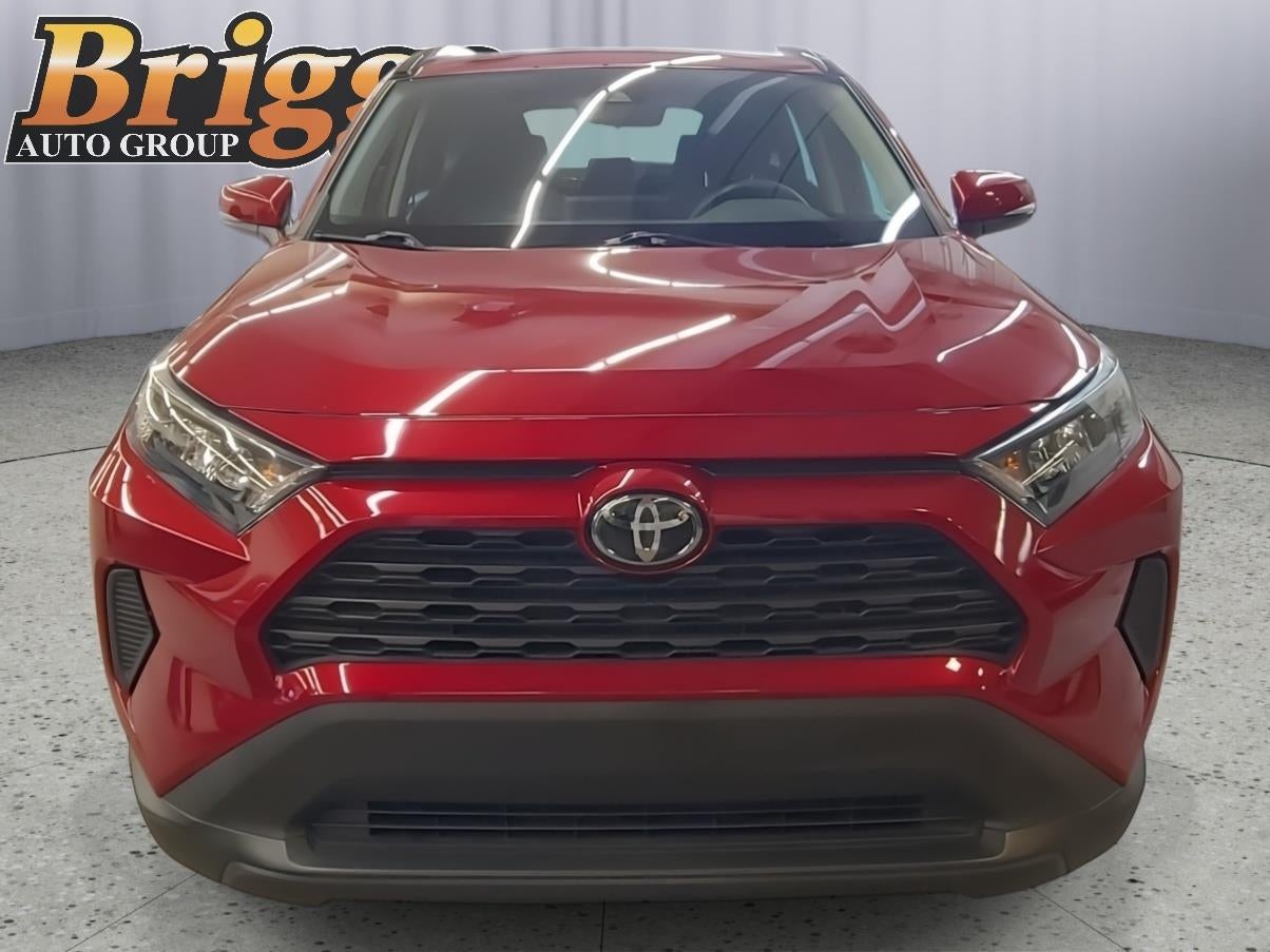 2020 Toyota RAV4 LE