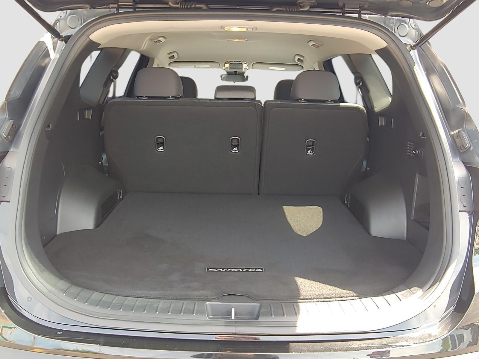 2023 Hyundai Santa Fe SE