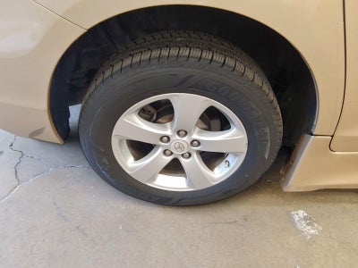 2011 Toyota SIENNA Base