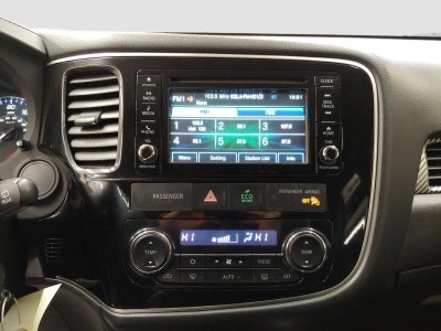 2017 Mitsubishi Outlander ES