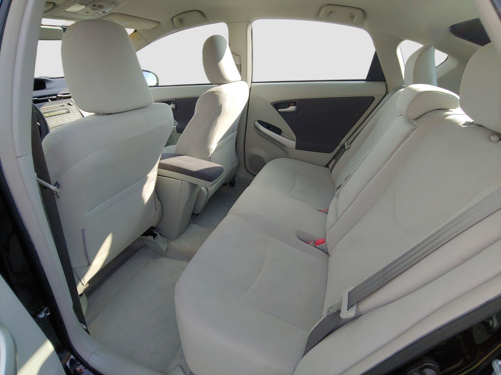 2011 Toyota Prius I