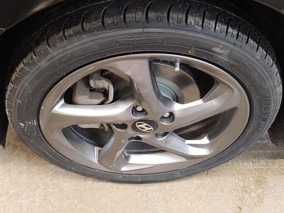 2019 Hyundai Veloster 2.0