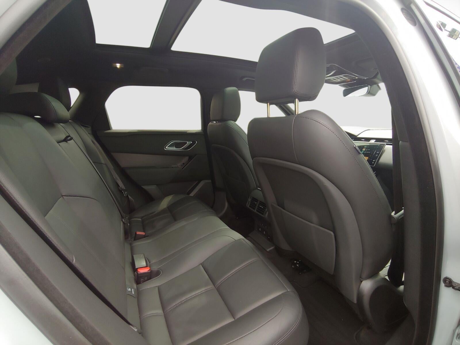 2025 Land Rover Range Rover Velar Dynamic SE