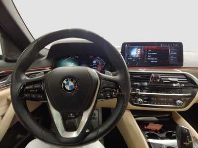 2022 BMW 5 Series 530i xDrive