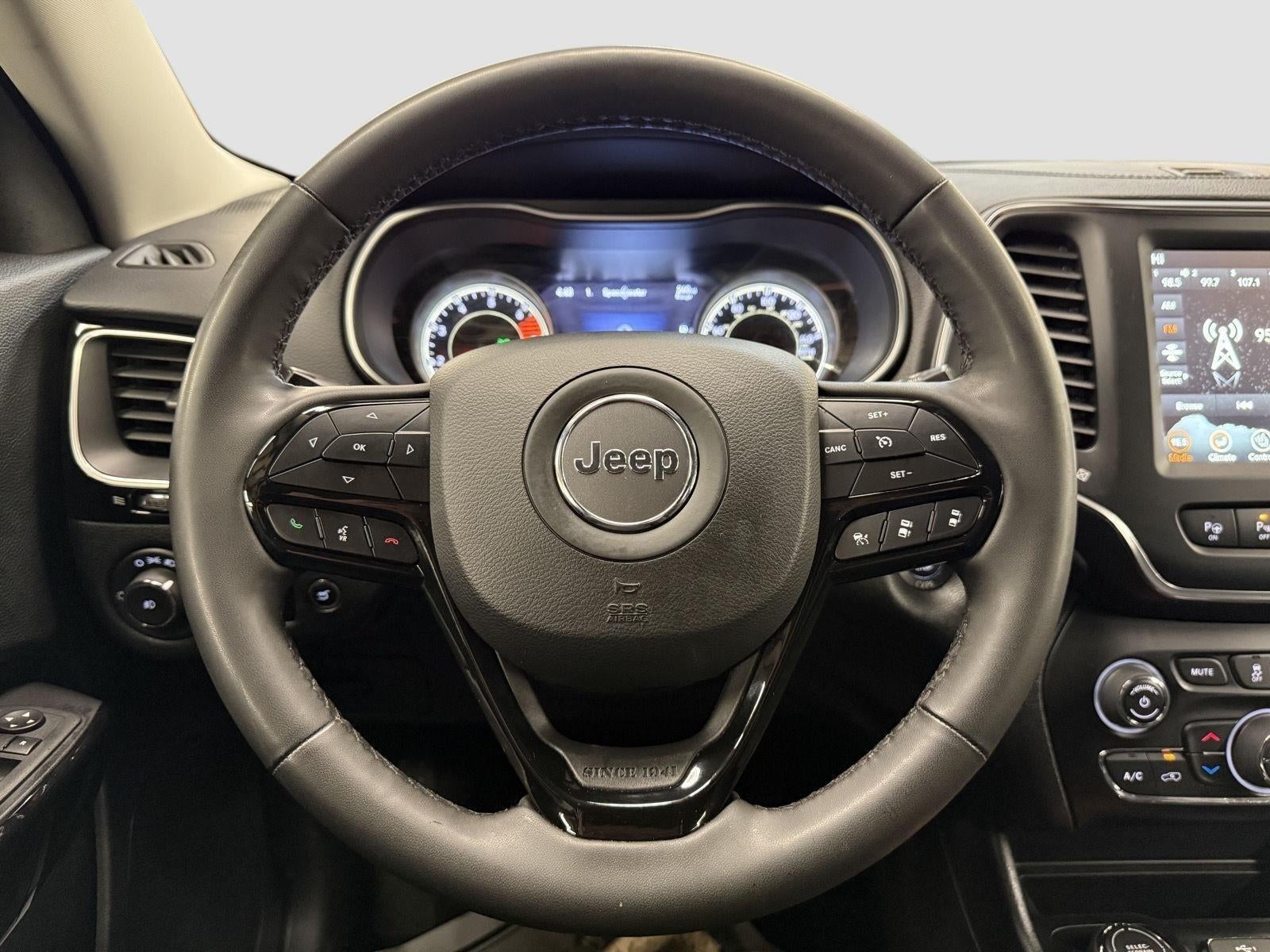 2023 Jeep Cherokee Altitude Lux