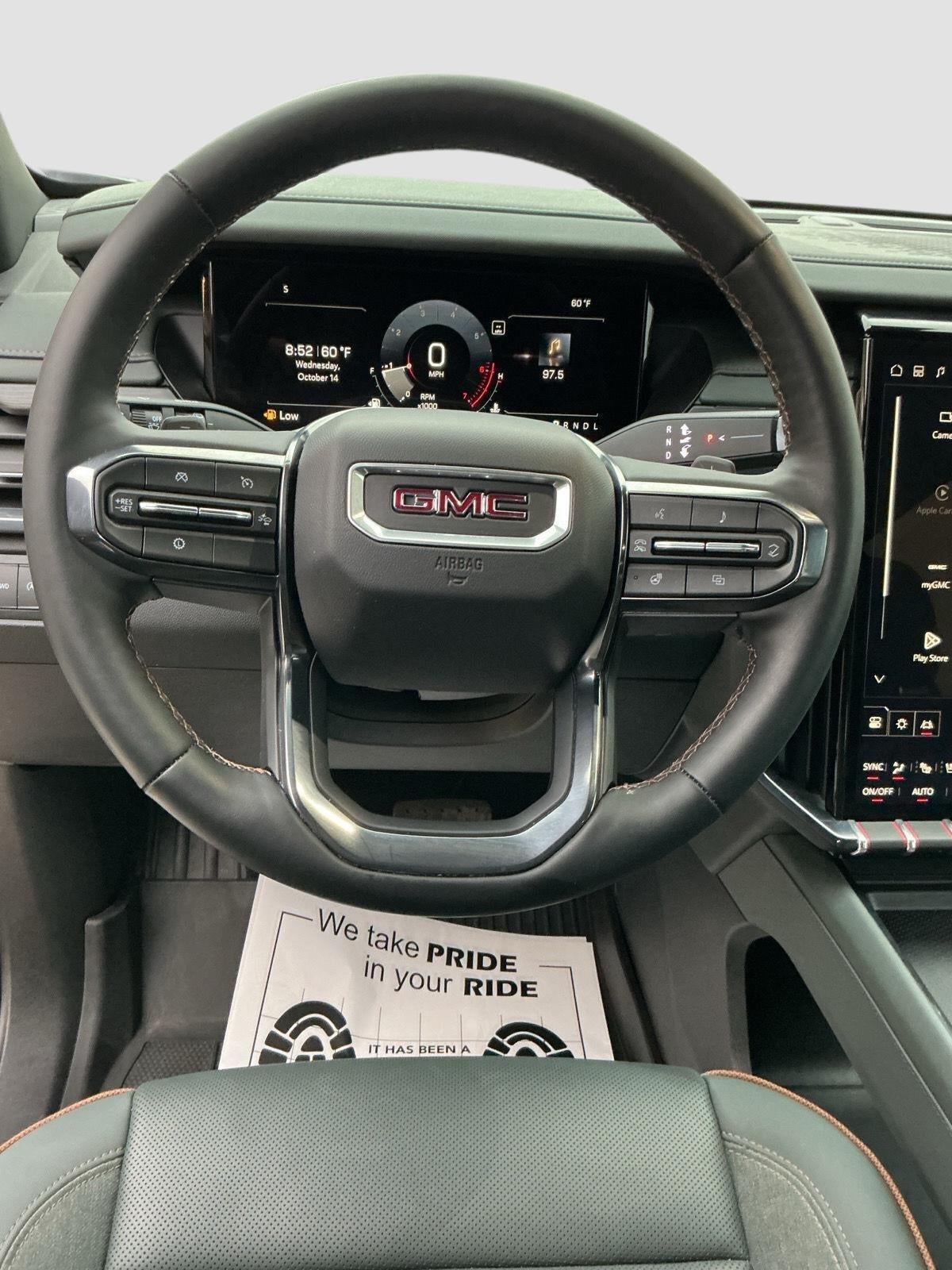 2024 GMC Acadia AWD AT4