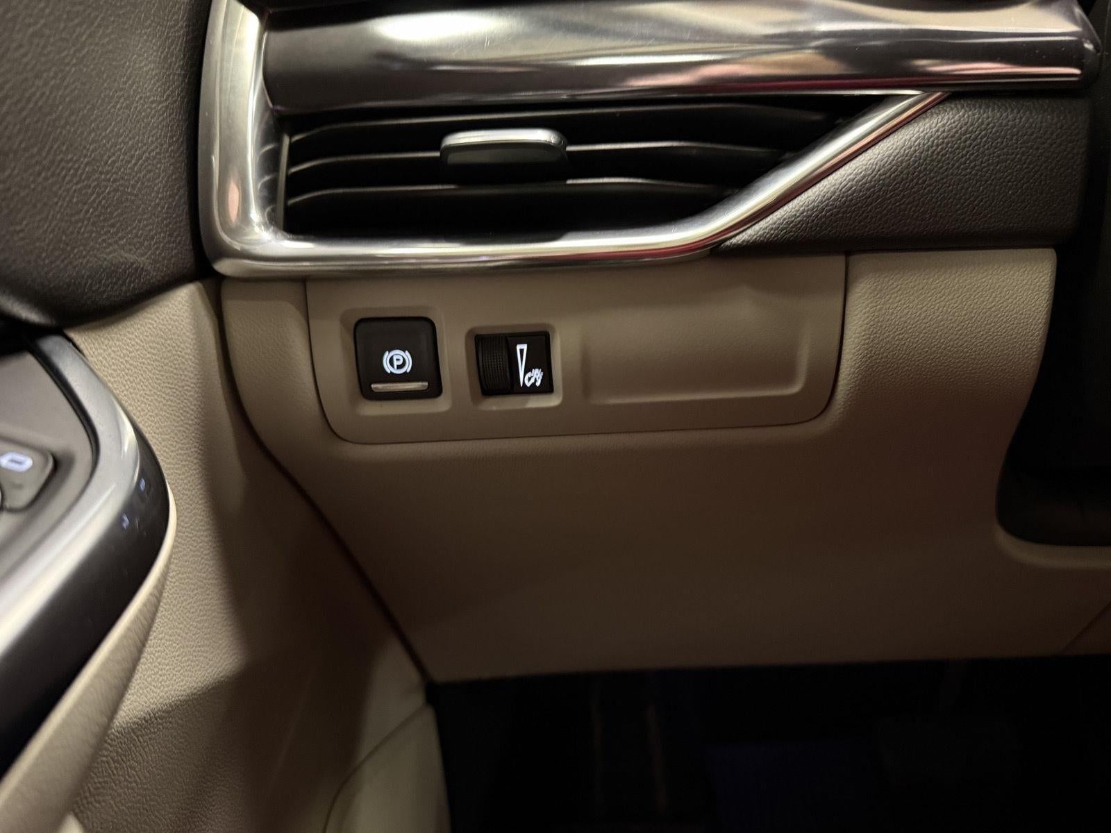 2019 Cadillac XT4 FWD Luxury