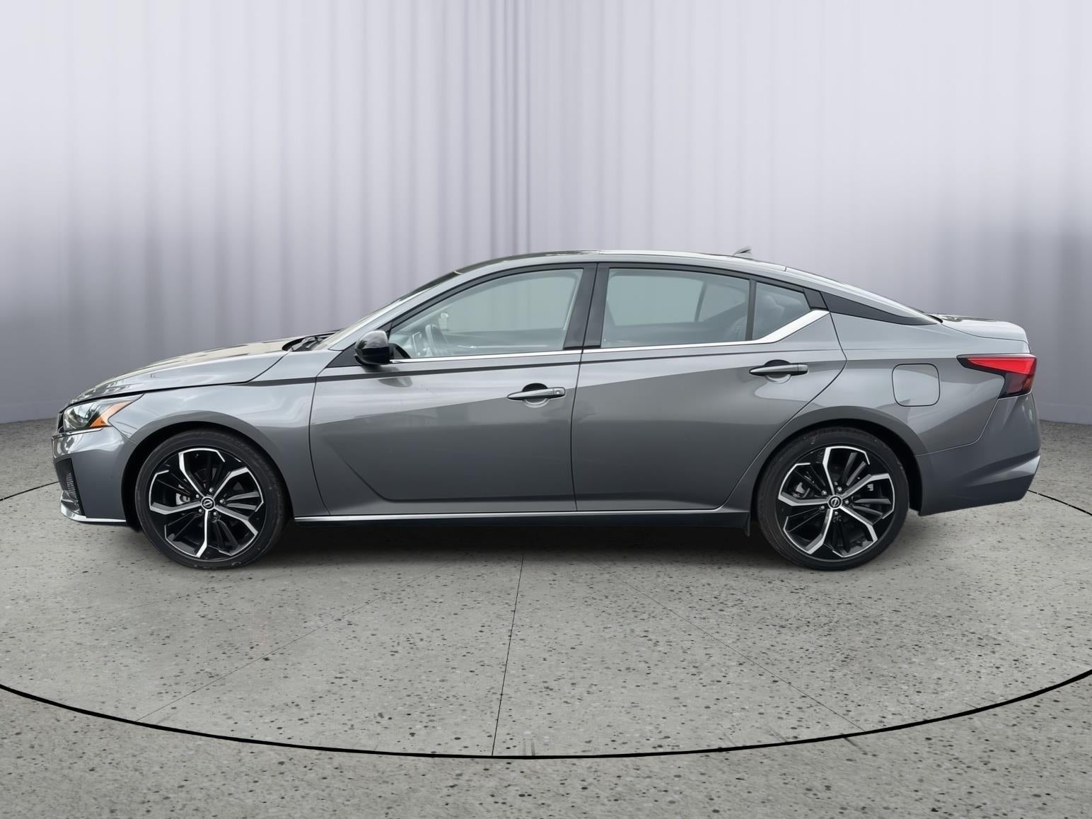 Used 2024 Nissan Altima SR with VIN 1N4BL4CV5RN375225 for sale in Kansas City